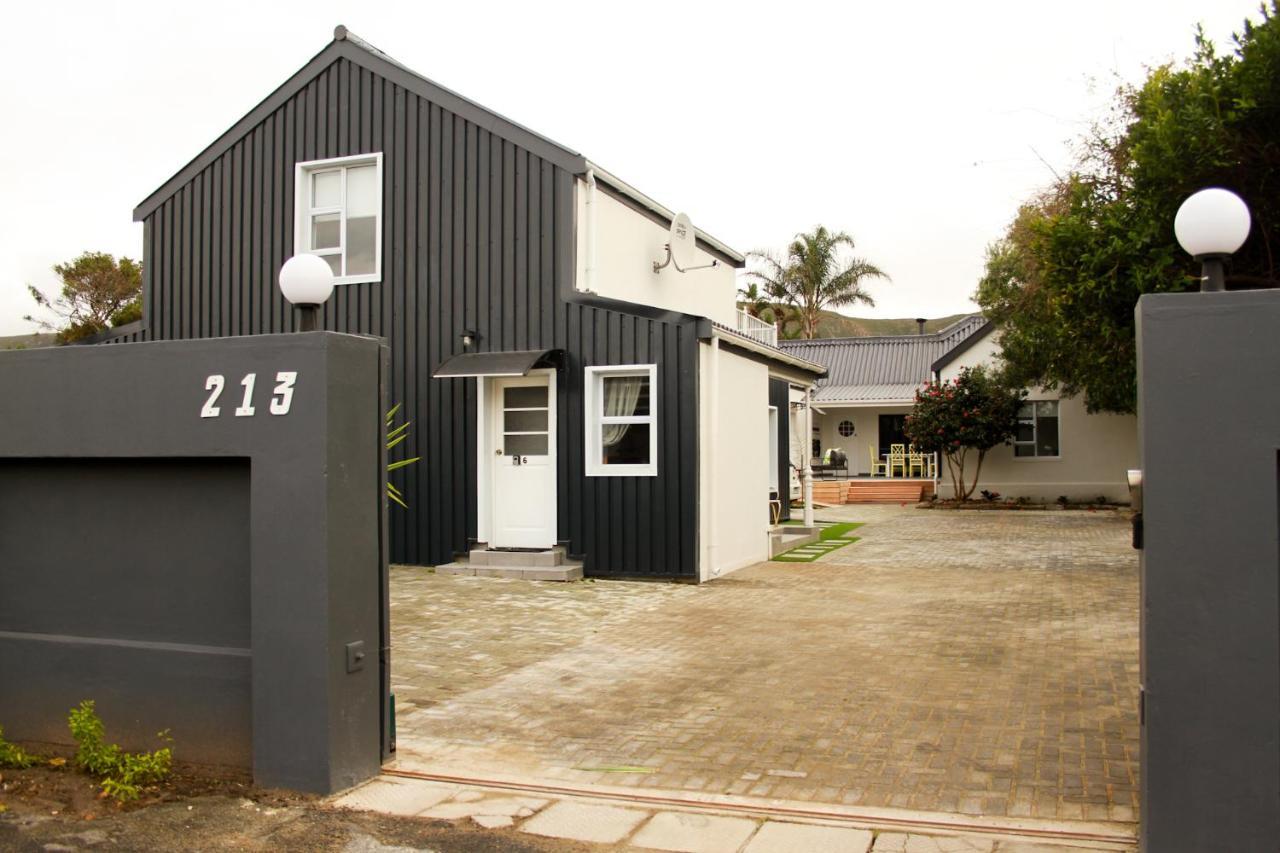 Hermanus Champagne Accommodation Esterno foto