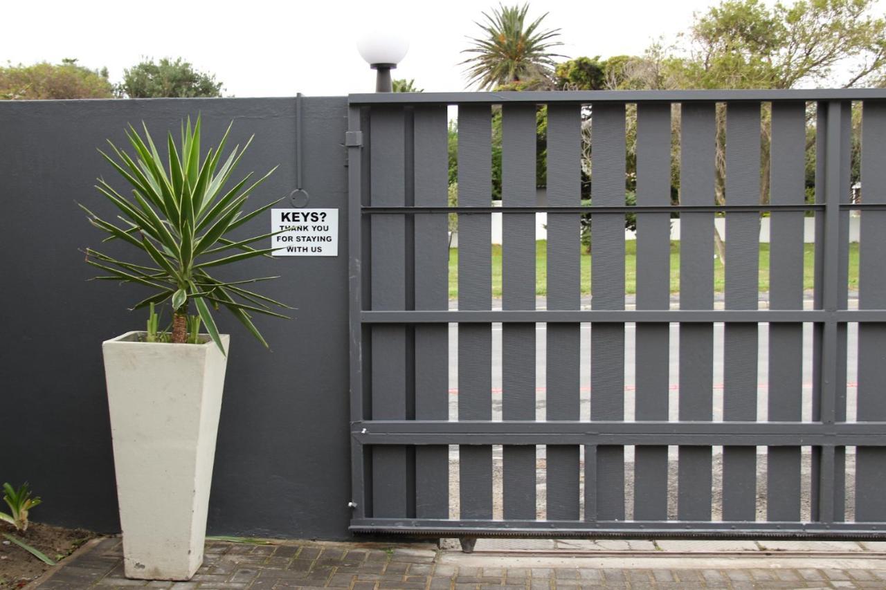 Hermanus Champagne Accommodation Esterno foto
